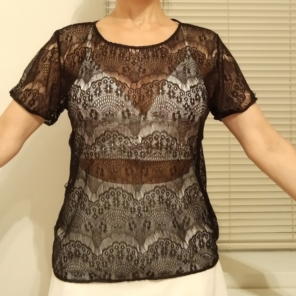 Gorgeous Women's black top